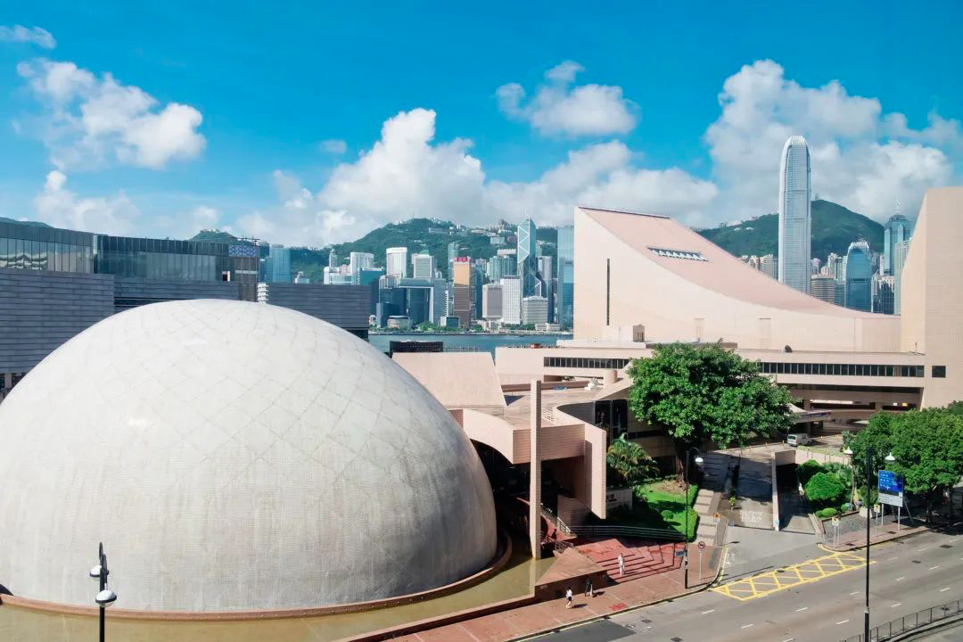 如果说娃们能在香港科学馆中收获知识,那么香港太空馆真就是寓教于乐