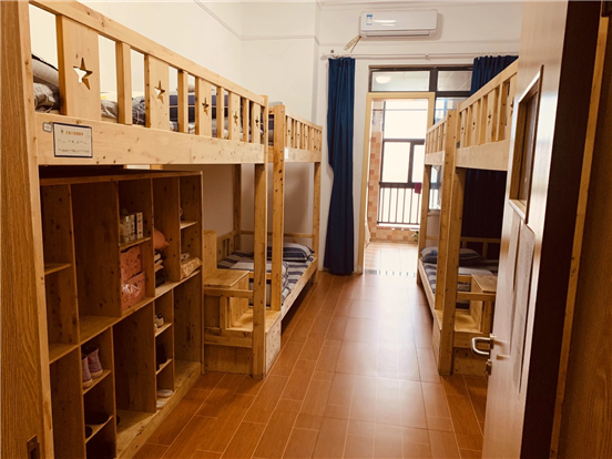 成都博骏学校家长分享就读一年从喜欢到不止喜欢