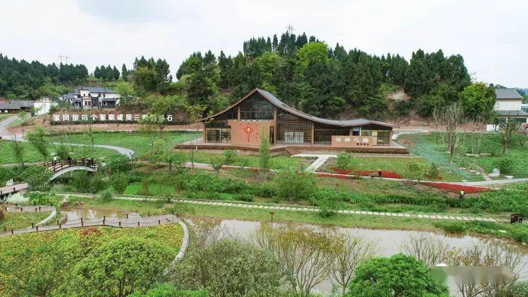 就去三岔湖吧~这里岛屿众多,山水相连是理想的休憩之地●三宝齐聚