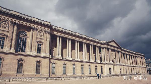 the east faade of louvre 卢浮宫东立面