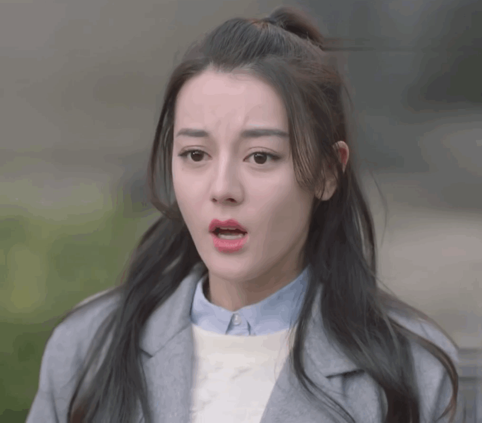 从《克拉恋人》的高雯到《一千零一夜》的凌凌七,你觉得迪丽热巴的