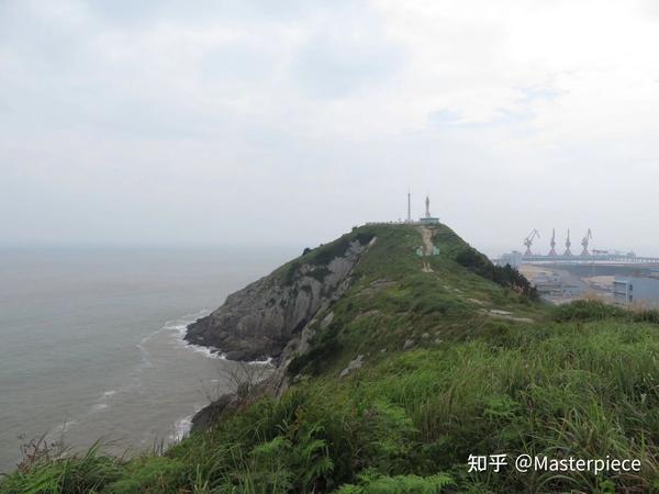 从头门岛上的头门山远眺头门港