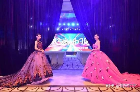 成都龙湖李凌:龙湖3大项目逐一亮相成都