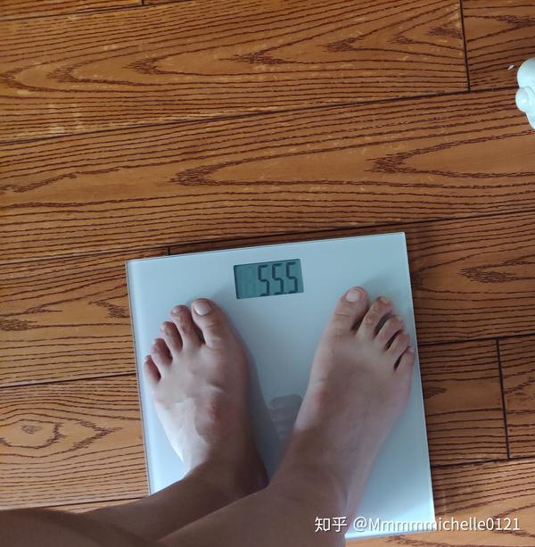 1个月前,我设置的目标体重是56kg,今天第32天,成功减重5kg.