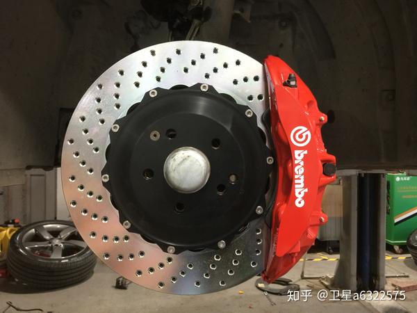 奔驰glk刹车改装升brembov6大六和v4大四刹车卡钳改装升级