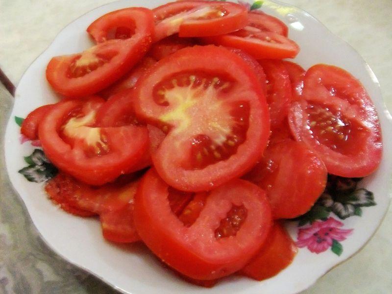 西红柿可以混合蜂蜜吗？它可以用冷的西红柿把蜂蜜放在辣椒吗？