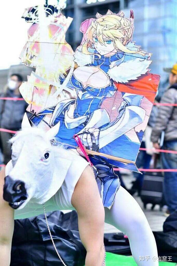 萌新想问一下怎么cos无头的人?