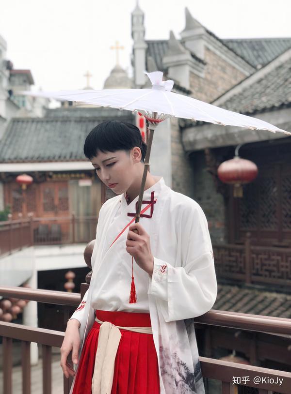 男生穿女式汉服是什么样的体验