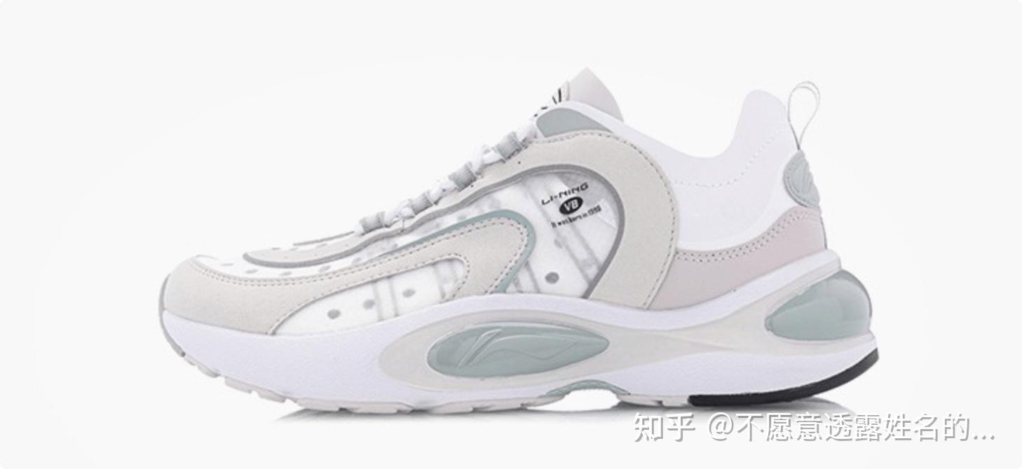 李宁运动鞋