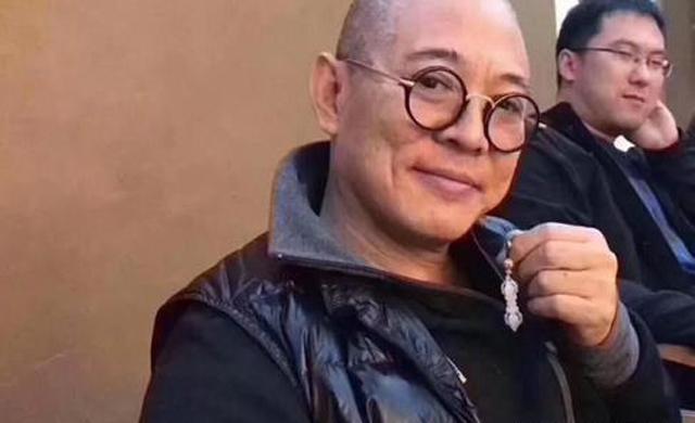 这些明星富豪们也喜爱和田玉,收藏的作品让人非常羡慕!