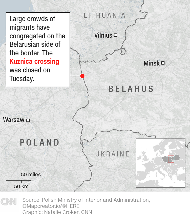 大量人现在正在白罗斯一侧的当局周二关闭的库兹尼察