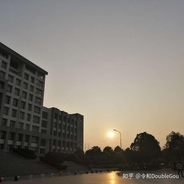 你为什么非要上那个邵阳学院