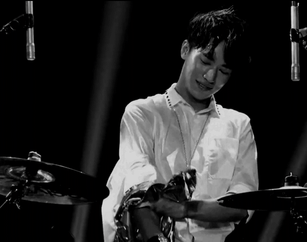 有没有人喜欢许魏洲,如果有认识的可以一起来说说对他