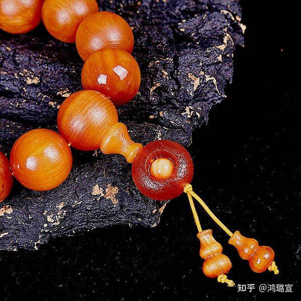 松明子手串如何盘玩呢?盘玩并不难,知道了这些分分钟盘出高颜值