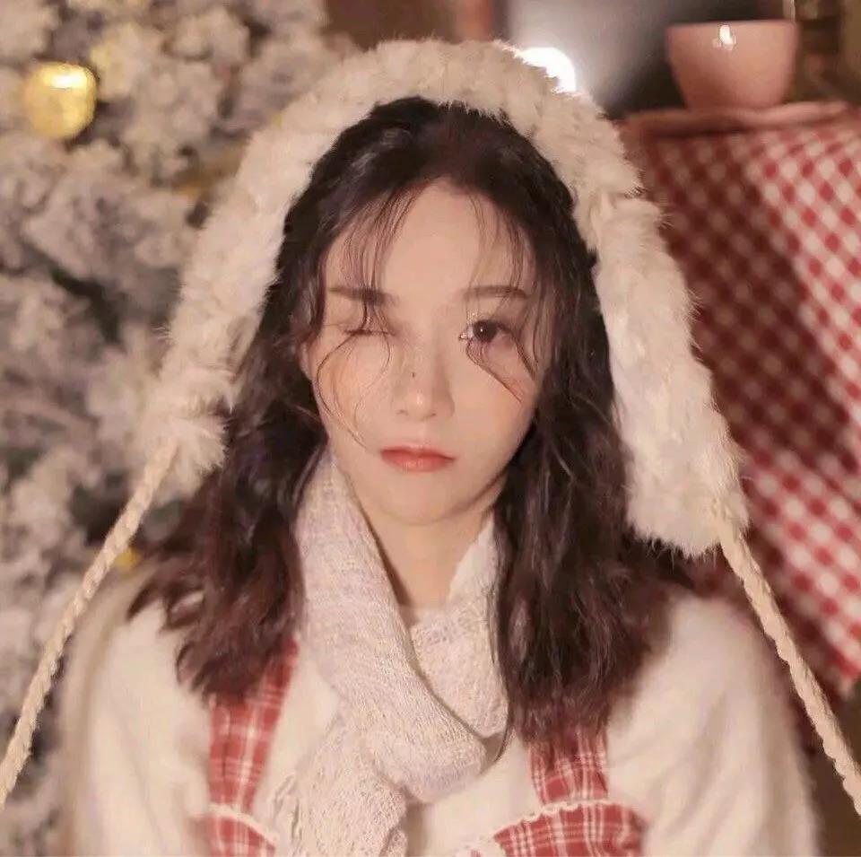 你有哪些很有味道很有感觉的女生头像