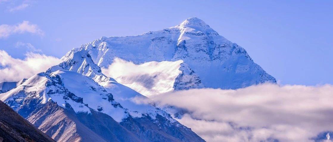 次落 摄 图文来源:中国登山协会 珠穆朗玛峰(简称珠峰)是喜马拉雅山脉