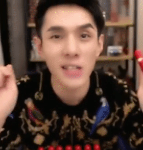 国货美妆产品到底有什么魔力?引得李佳琦频频种草&benny疯狂大赏