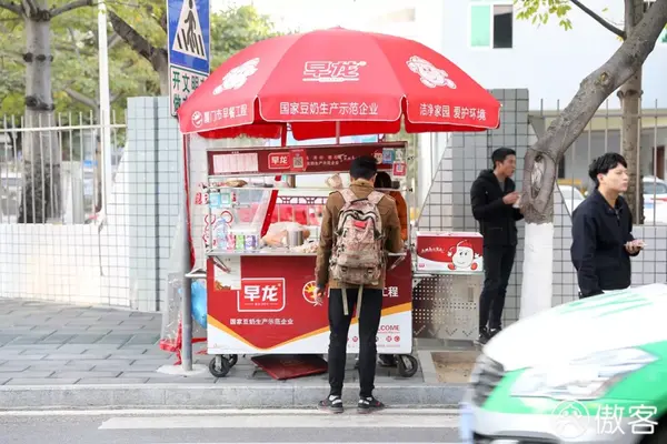 早龙21年2600辆车每天温暖30万人