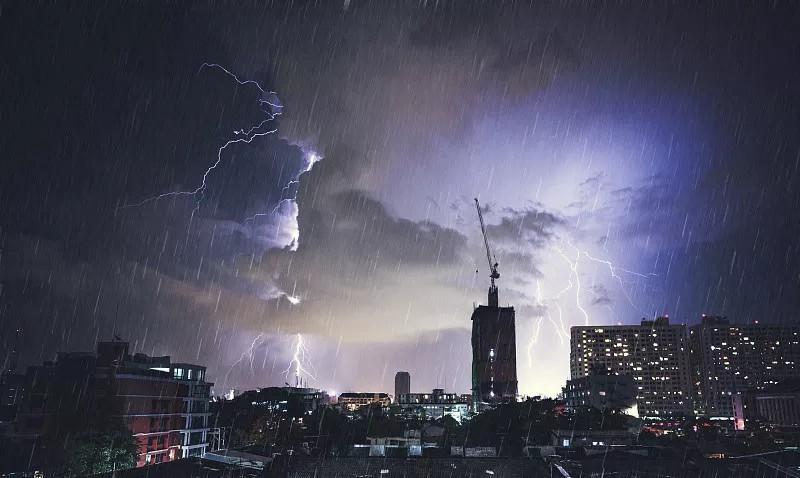 在雷雨天时使用对讲机会被雷击吗