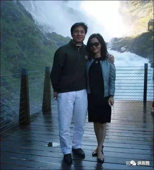 黄光裕杜鹃共患难,李国庆俞渝撕破脸,企业家夫妻关系有多重要?