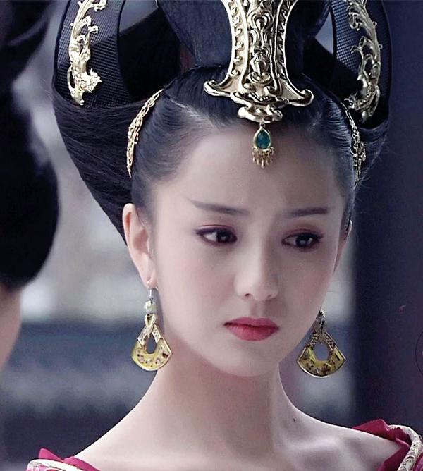 有哪些女演员的气质/容貌很适合演红颜祸水?