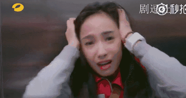 这个浮夸的刷牙,宋茜的瞪眼法表演在那时就已经初见端倪.