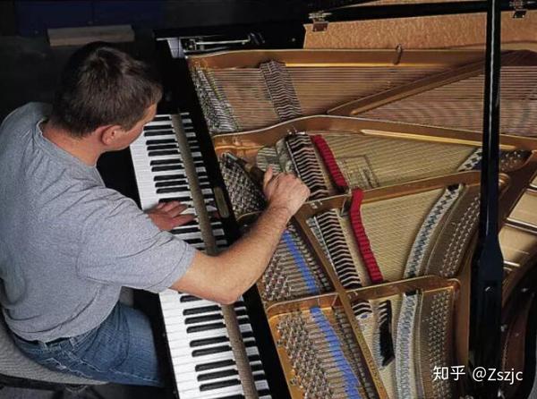 如何简单判断钢琴音色的好坏成都智音钢琴城分享