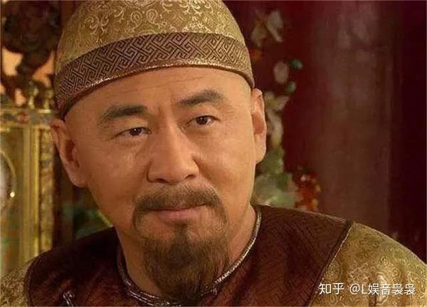 果郡王对甄嬛爱的越直白用力,就越能证明他居心叵测毫无真情