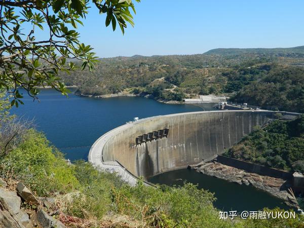 全球最大水库:大坝比三峡矮53米仅耗资480万,蓄水却是