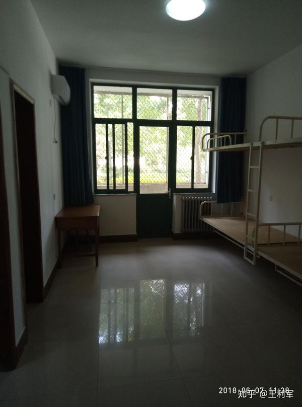 烟台南山学院宿舍环境