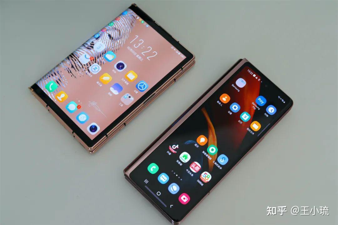 折叠屏手机巅峰诀三星galaxyzfold2与柔宇flexpai2的硬兵器