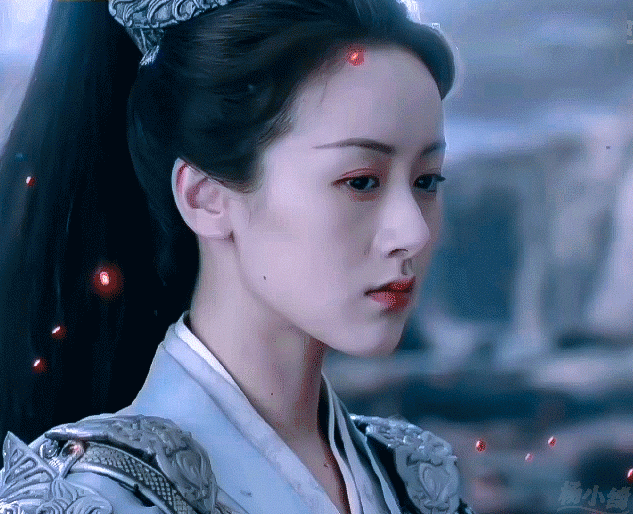 总之,袁冰妍小姐姐饰演的璇玑这个角色还是挺成功的.