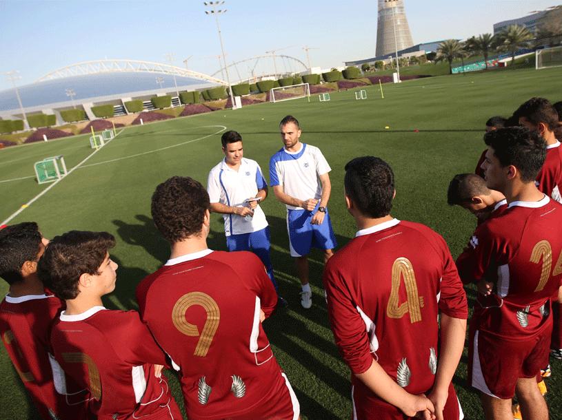中国 卡塔尔 足球_卡塔尔足球世界排名_卡塔尔足球学院