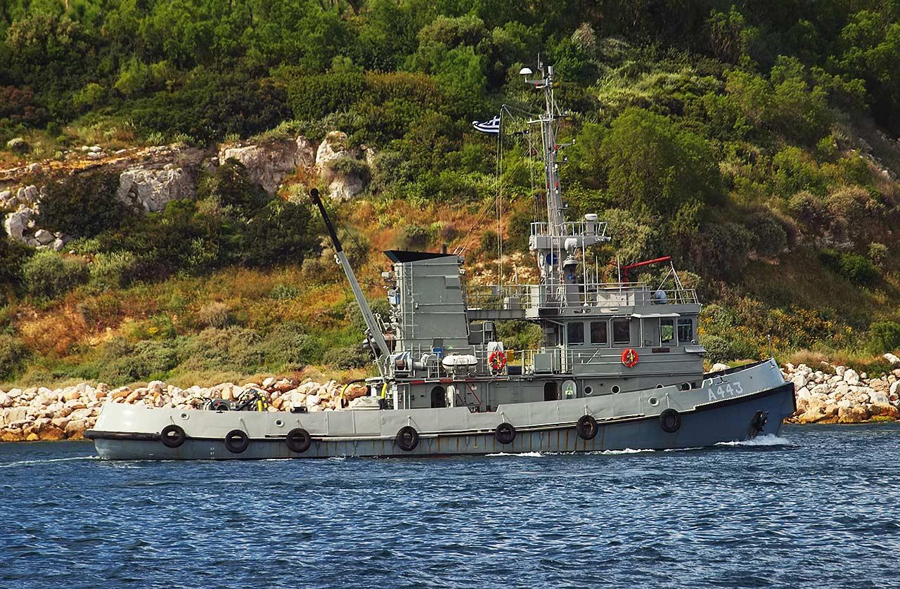 瑙港拆毁);y-1655"易北河"号(1991年3月20日退役,后出售给乌拉圭,1991
