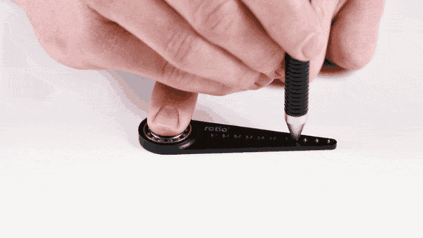 因为躺尸在图纸上,不会像圆规一样容易打滑. 价格嘛,emmmmm.