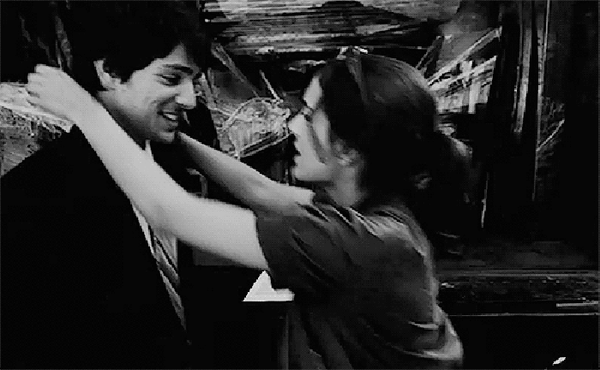 很爱你,却又害怕时间尽头的你,担心并行路上的你 关于爱情,很多人