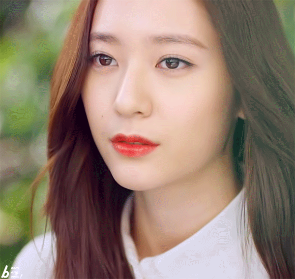 有哪些惊艳你的女子偶像动图(gif)?