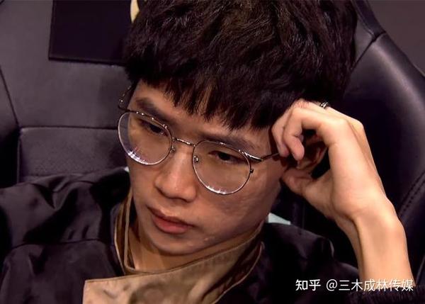 李九直播连线久诚久诚透露已经在试训途中你觉久诚能成功转会吗