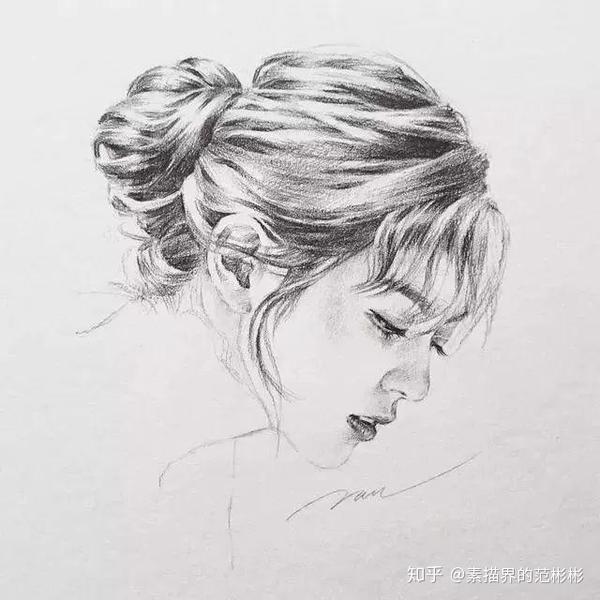 轻松感十足的素描,画中小姐姐好漂亮!