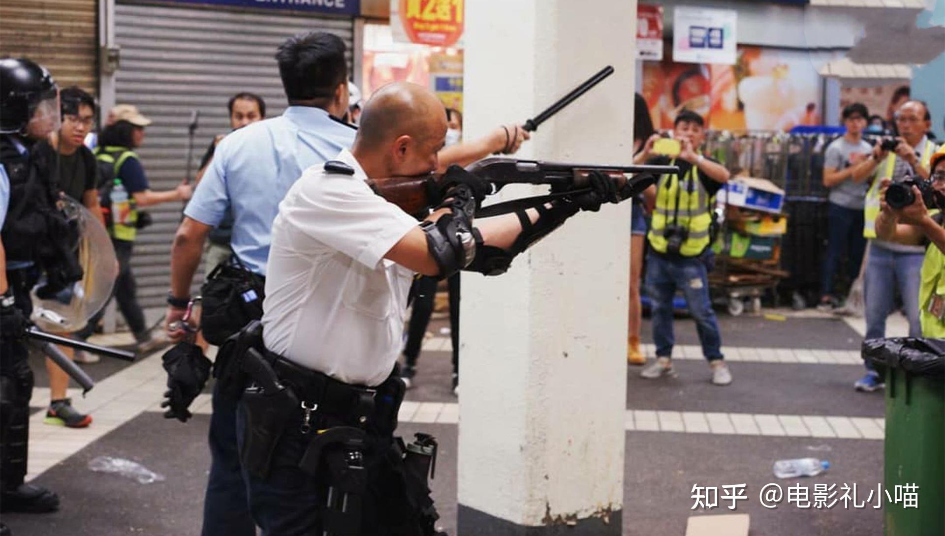 怒火重案为了黑香港警察有多丧心病狂完全不顾事实和逻辑