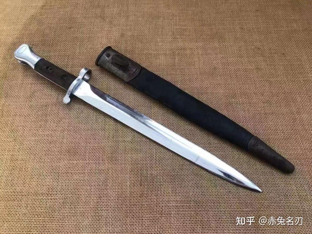 该刺刀用于安装在李因费尔德步木仓上,英国侵略西藏的时候使用的