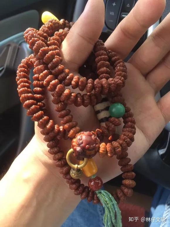 你新入文玩时的第一件手串你还记得吗