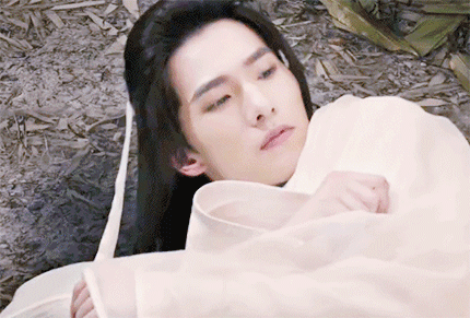 你觉得哪些杨洋的照片堪称一眼万年?