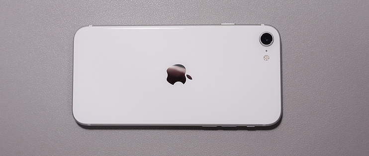 iPhonese图片,iPhonese图片 冲了iphonese2020后我给它买了哪些配件
