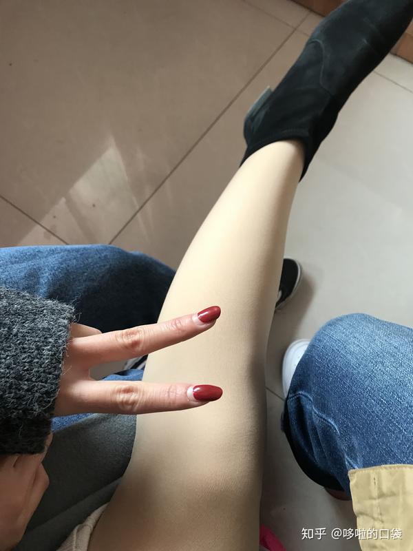 这张是我晚上在灯下拍的
