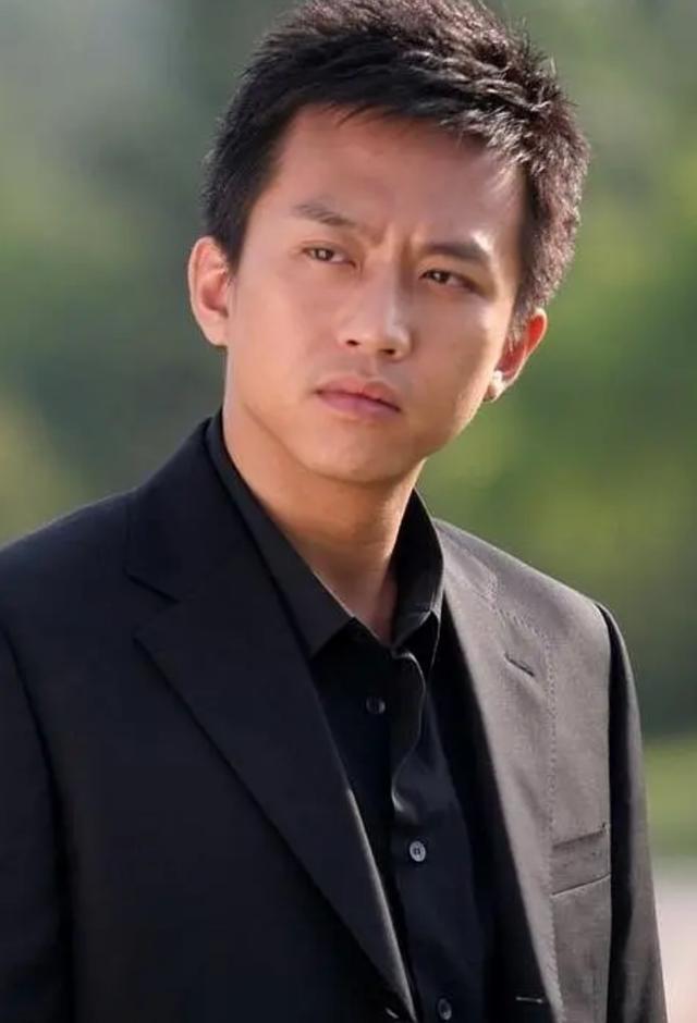 邓超成名史小时候的混世魔王长大后的大魔王