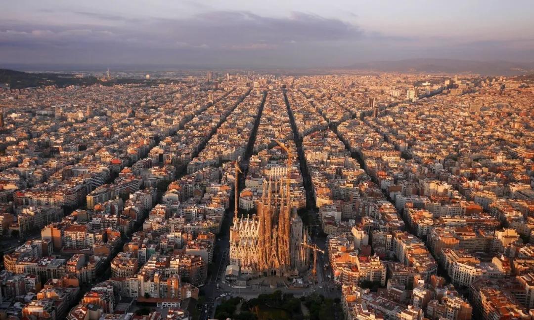巴塞罗那,古老西班牙王国最有名的城市背后的故事