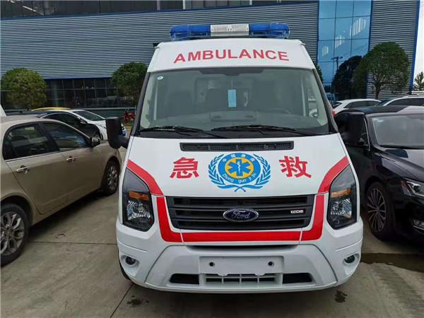 120急救车配置福特长轴中顶救护车标配哪些