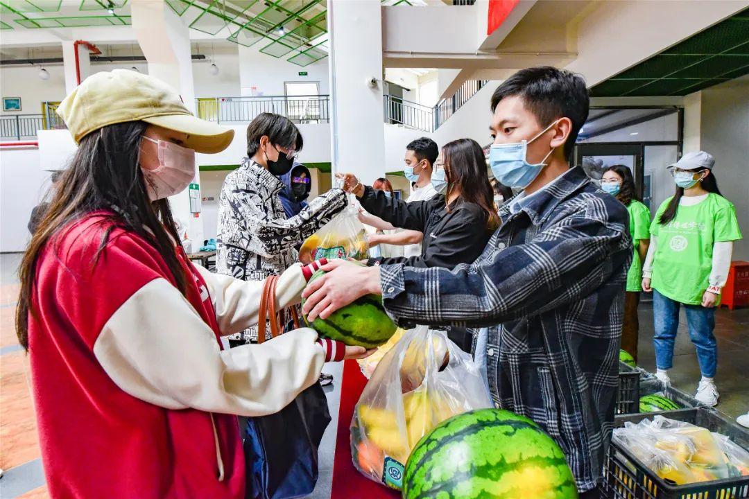 王彦壹 范智超 杨轩赫冯妍昕 王子洋 刘家宇