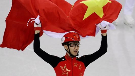 武大靖2破世界纪录为中国军团夺首金留给世人哪些思考